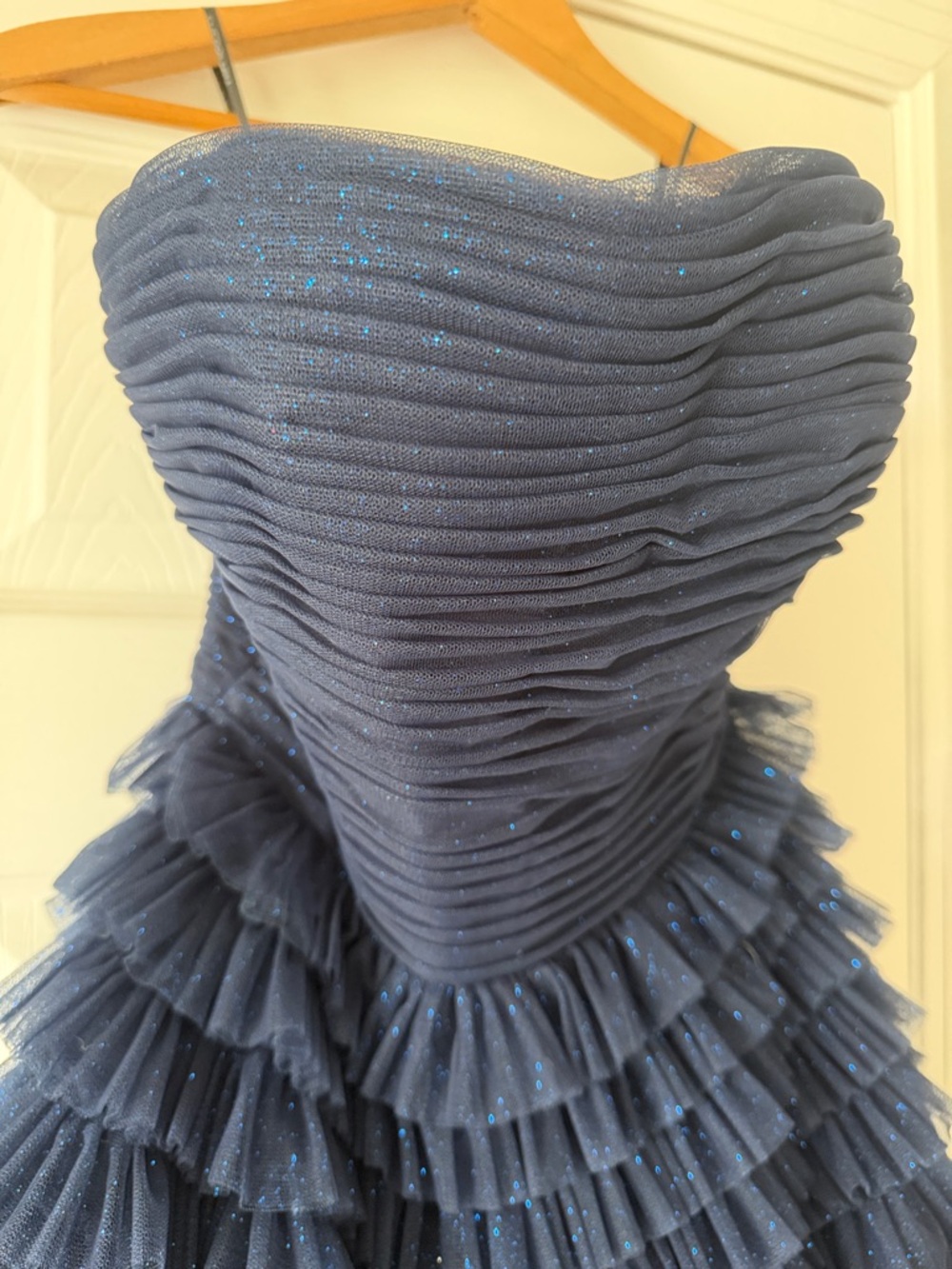 Sherri Hill Navy Layered Ruffle Tulle Prom Gown - Size 0 - Picture 4 of 13